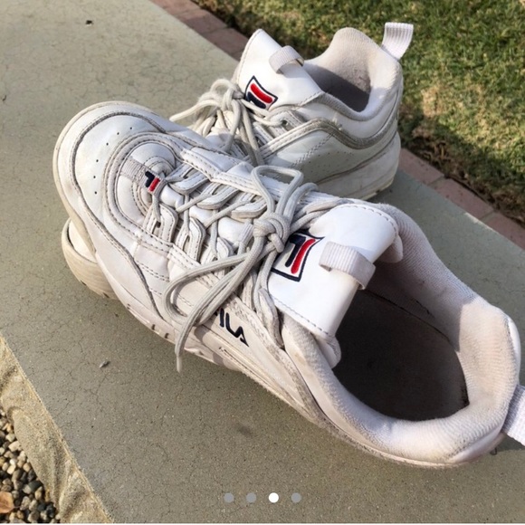 ❌SOLD - Fila disruptor sneakers - Picture 4 of 5